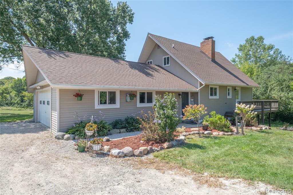 11010 Hegel Road Goodrich, MI 48438 - Photo 2 of 32 Gallery Image 2