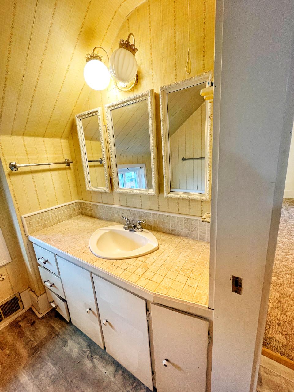 115 East Itasca Street Rhinelander, WI 54501 - Photo 31 of 43 Gallery Image 31