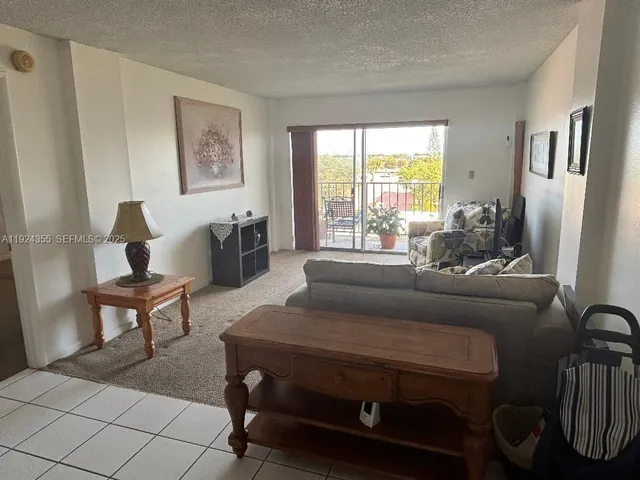 $281,000 | 14250 Southwest 62nd Street, Unit 520, Miami, FL 33183