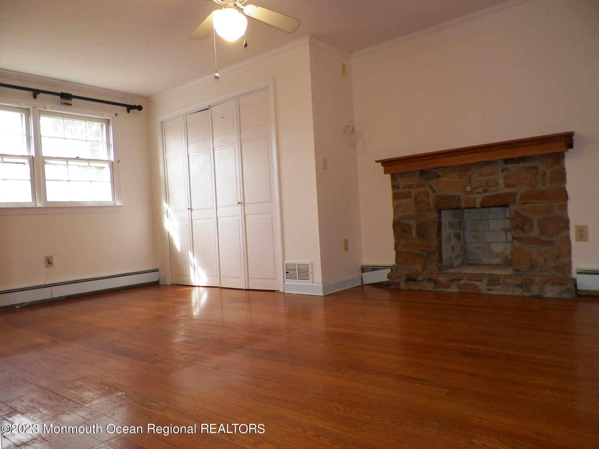 6 Hampton Court Neptune Township, NJ 07753 - Photo 21 of 34 100_5312