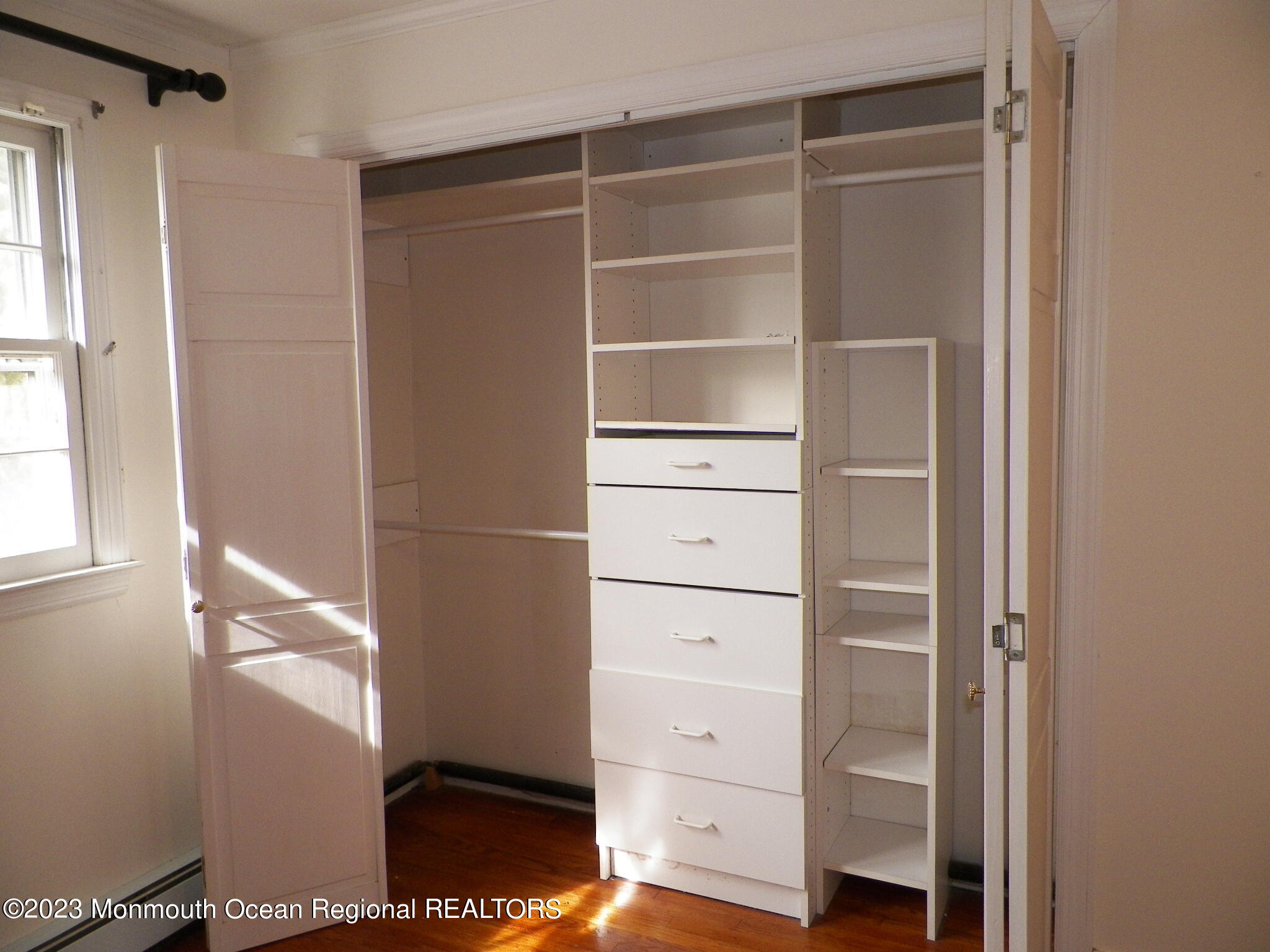 6 Hampton Court Neptune Township, NJ 07753 - Photo 23 of 34 100_5309