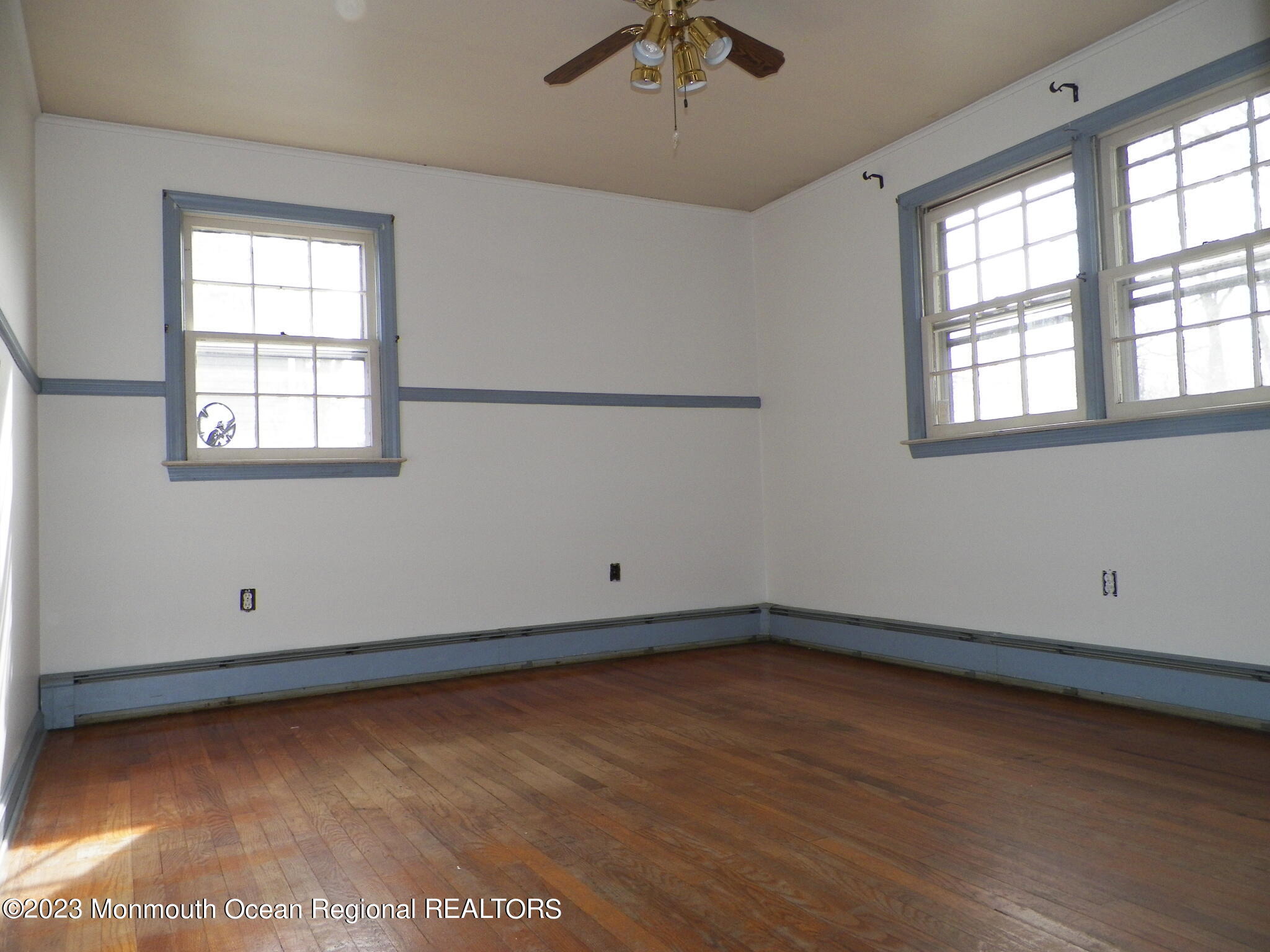 6 Hampton Court Neptune Township, NJ 07753 - Photo 26 of 34 100_5317