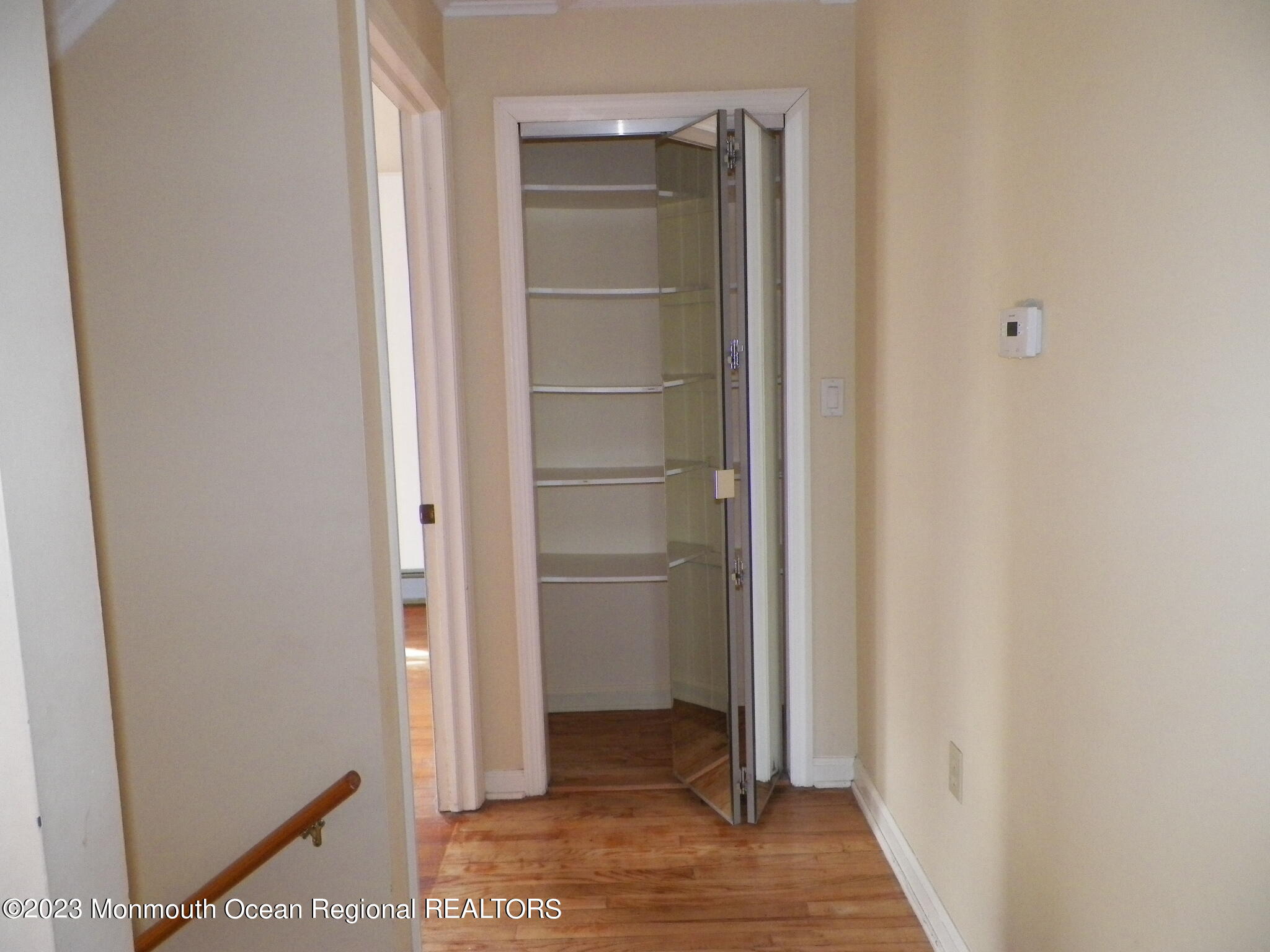 6 Hampton Court Neptune Township, NJ 07753 - Photo 28 of 34 100_5318