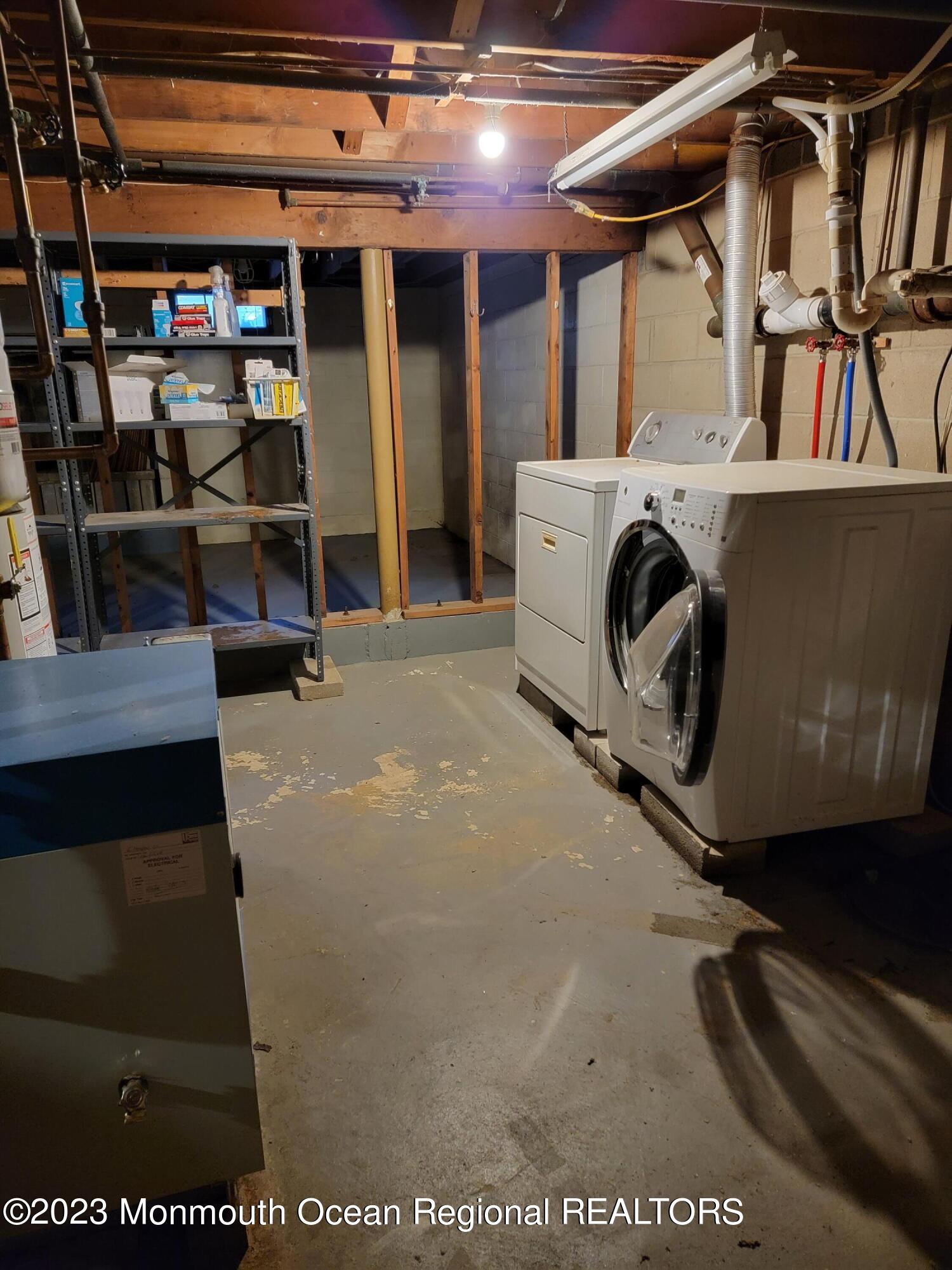 6 Hampton Court Neptune Township, NJ 07753 - Photo 31 of 34 20230118_154048