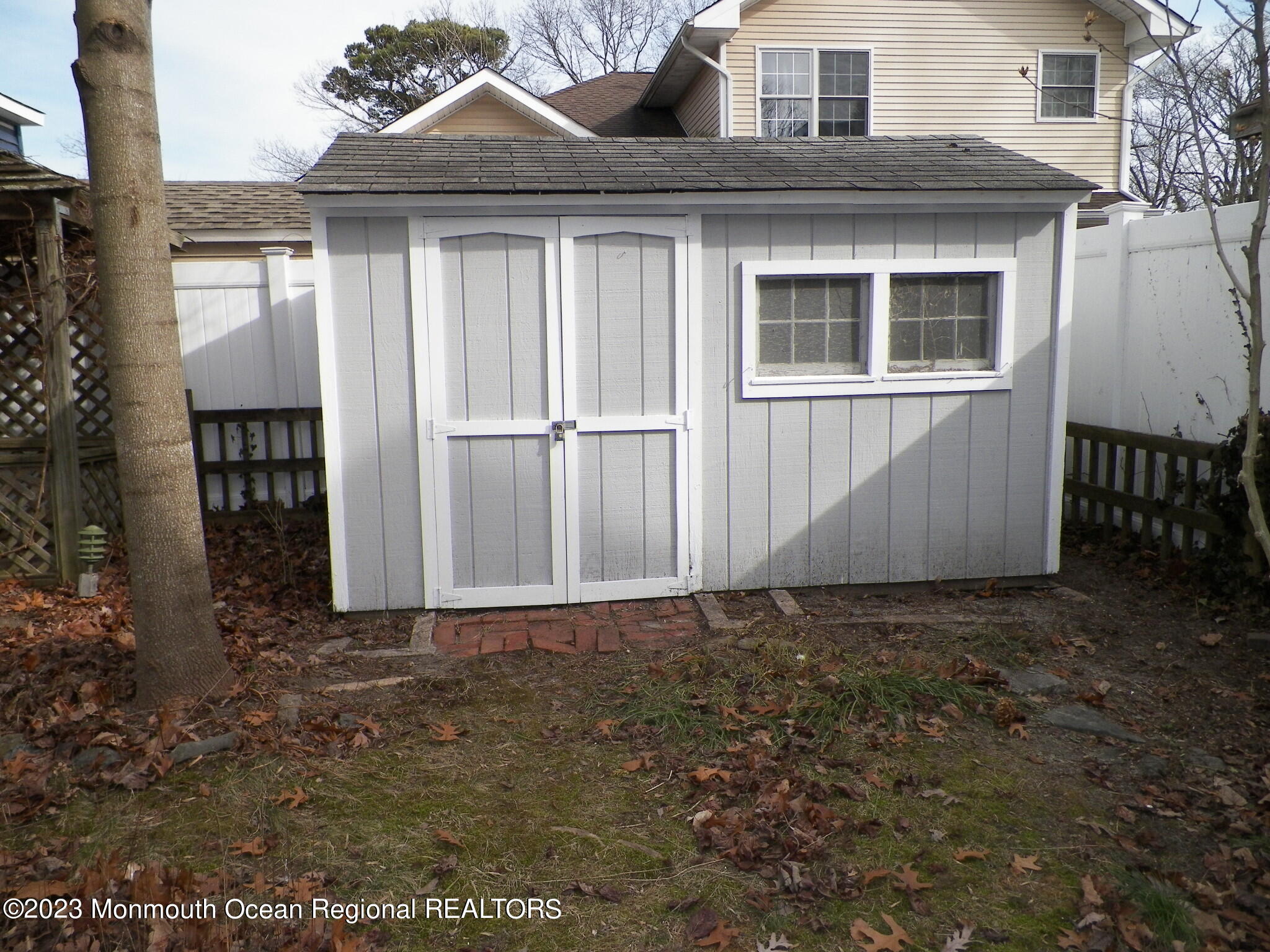 6 Hampton Court Neptune Township, NJ 07753 - Photo 33 of 34 100_5326