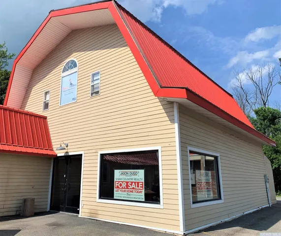 $329,000 | 369 Mansion Street, Coxsackie, NY 12192