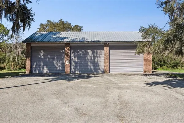 $1,490,000 | 2565 East Osceola Road, Geneva, FL 32732