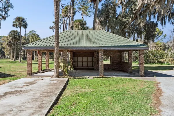 $1,490,000 | 2565 East Osceola Road, Geneva, FL 32732