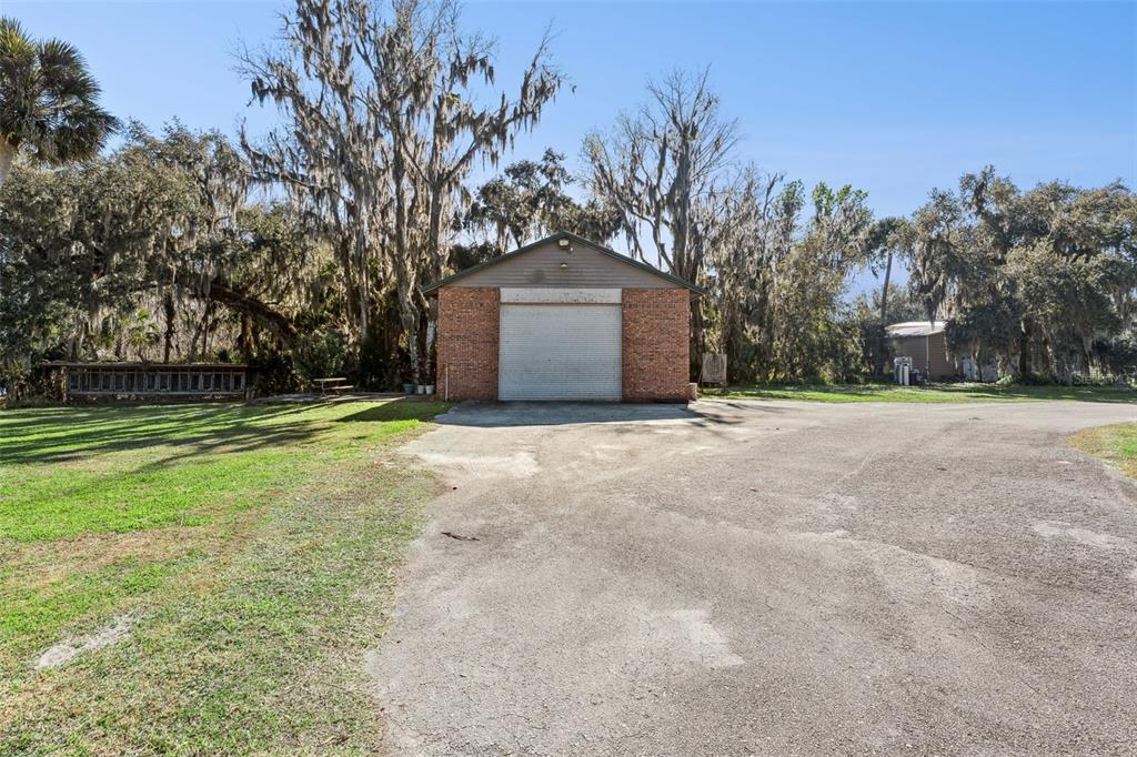 2565 East Osceola Road Geneva, FL 32732 - Photo 74 of 93