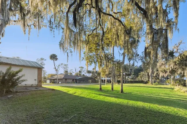 $1,890,000 | 2565 East Osceola Road, Geneva, FL 32732