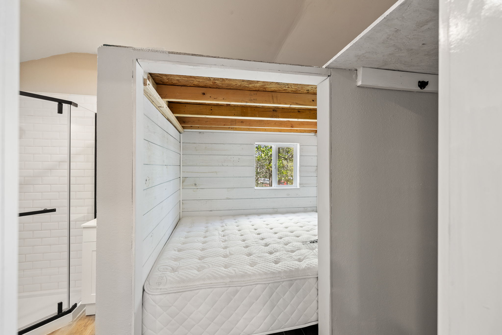 541 Hidden Oaks Drive Elgin, TX 78621 - Photo 27 of 40 What a darling tucked-away bedroom!