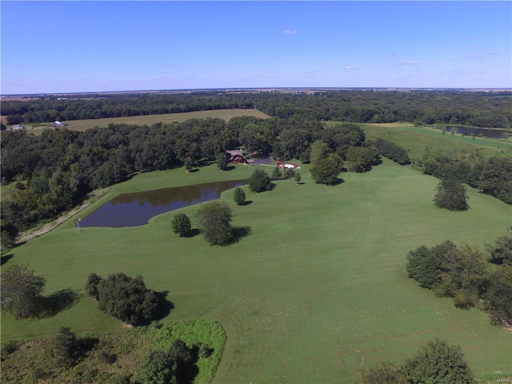 3322 Elliott Road Bunker Hill, IL 62014 - Photo 2 of 62