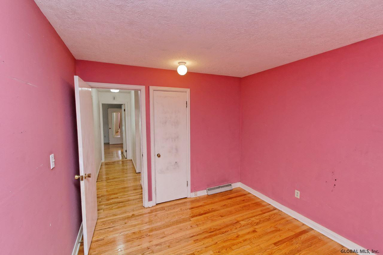 7 Maywood Road Bethlehem, NY 12054 - Photo 16 of 25 Photo 16