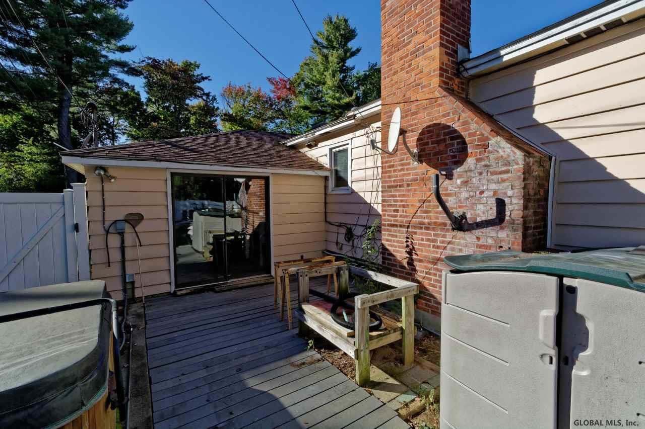 7 Maywood Road Bethlehem, NY 12054 - Photo 20 of 25 Photo 20