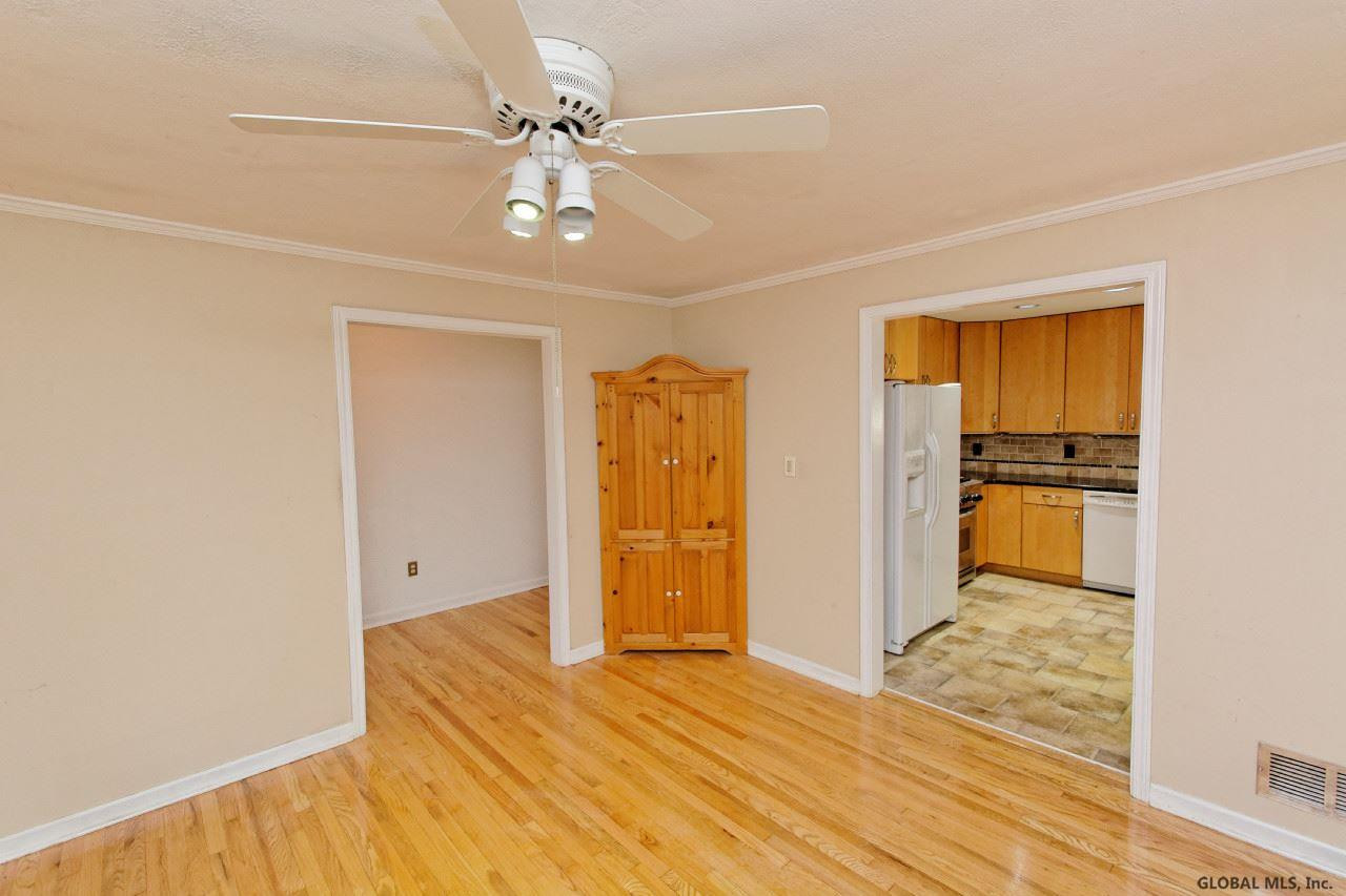 7 Maywood Road Bethlehem, NY 12054 - Photo 10 of 25 Photo 10