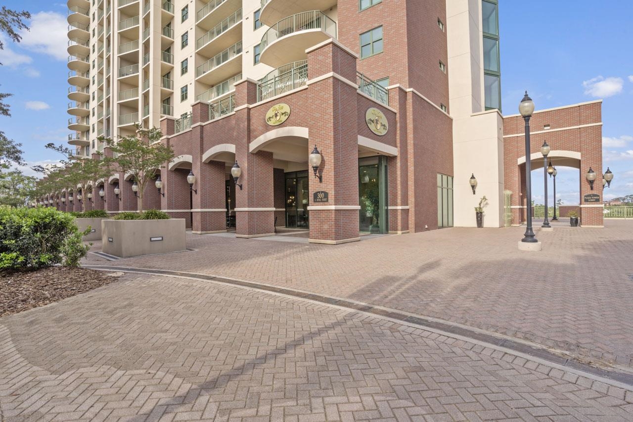 300 South Duval Street, Unit 604 Tallahassee, FL 32301 - Photo 22 of 29