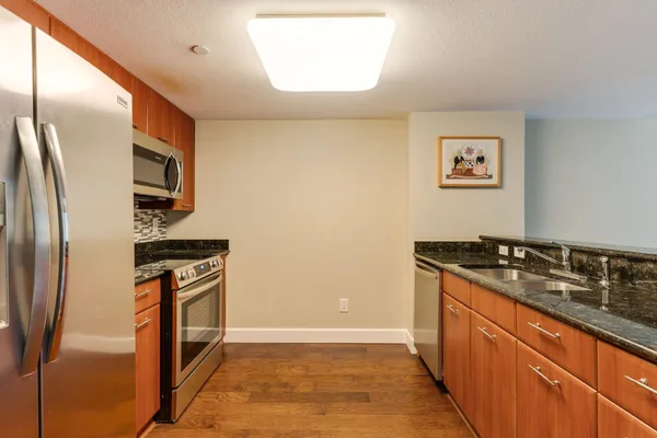 $229,900 | 300 South Duval Street, Unit 604, Tallahassee, FL 32301