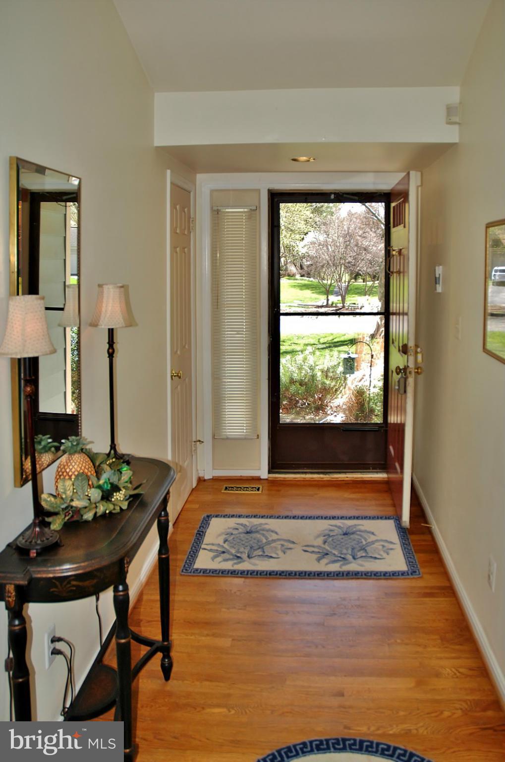 20649 Beaver Ridge Road Montgomery Village, MD 20886 - Photo 2 of 30 Entry Way