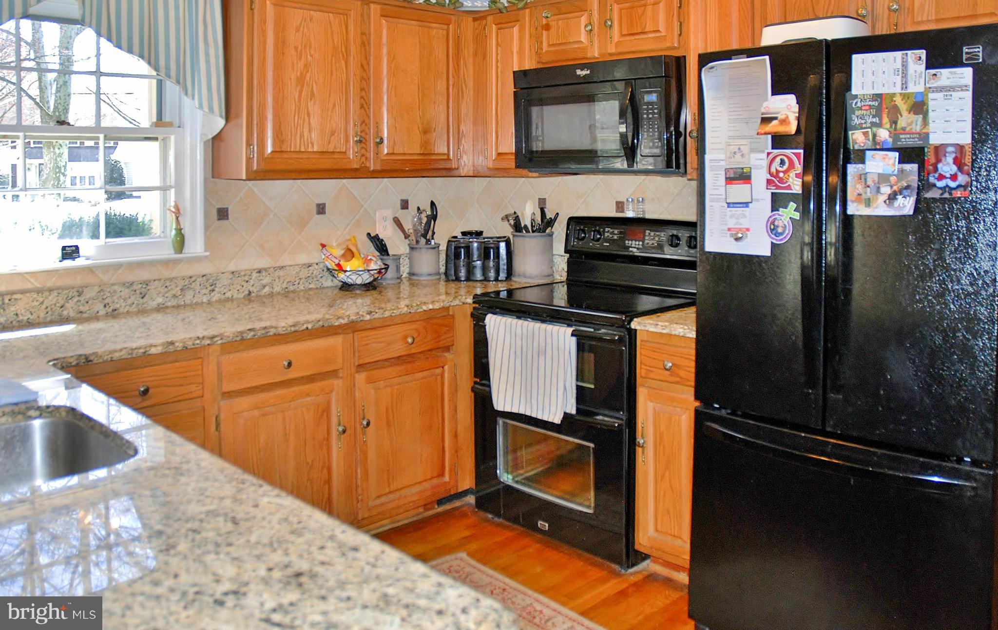 20649 Beaver Ridge Road Montgomery Village, MD 20886 - Photo 9 of 30 Kitchen