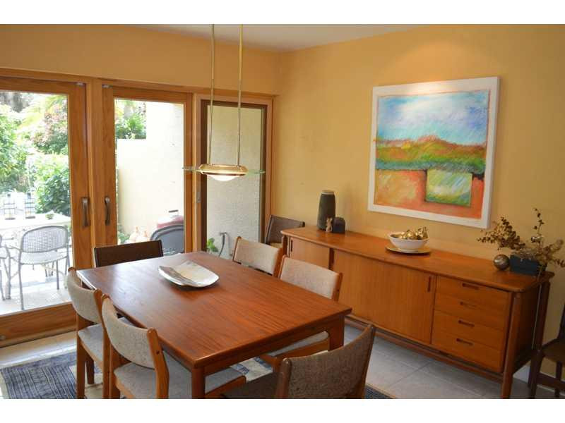 706 St Albans Drive, Unit 706 Boca Raton, FL 33486 - Photo 11 of 24 Dining Room