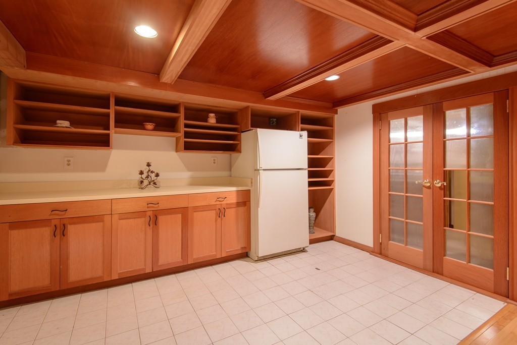 18 Arvidson Road Lynn, MA 01904 - Photo 23 of 26 Gallery Image 23
