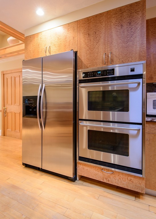 18 Arvidson Road Lynn, MA 01904 - Photo 8 of 26 Gallery Image 8