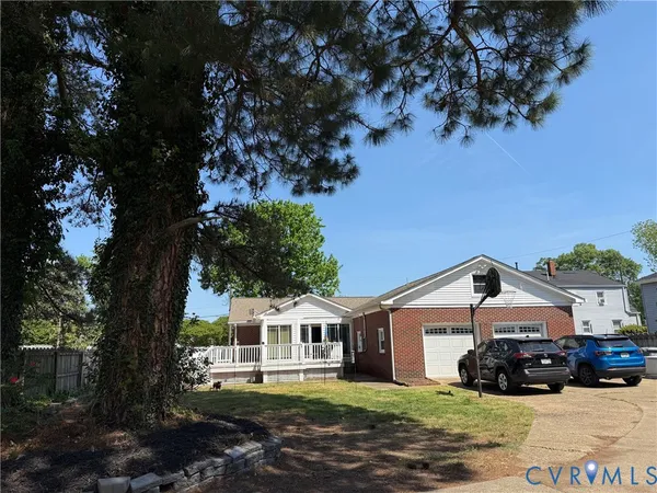 $374,999 | 3300 Kecoughtan Road, Hampton, VA 23661