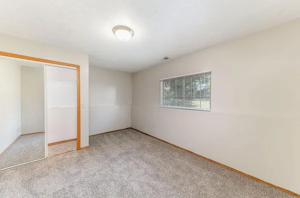 $2,900 | 3429 West Michigan Avenue, Kalamazoo, MI 49006