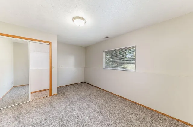 $2,500 | 3429 West Michigan Avenue, Kalamazoo, MI 49006