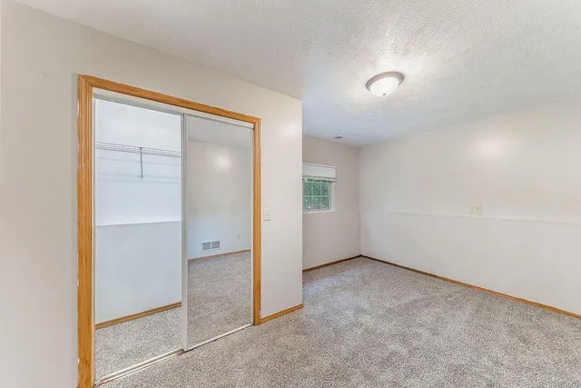 $2,500 | 3429 West Michigan Avenue, Kalamazoo, MI 49006