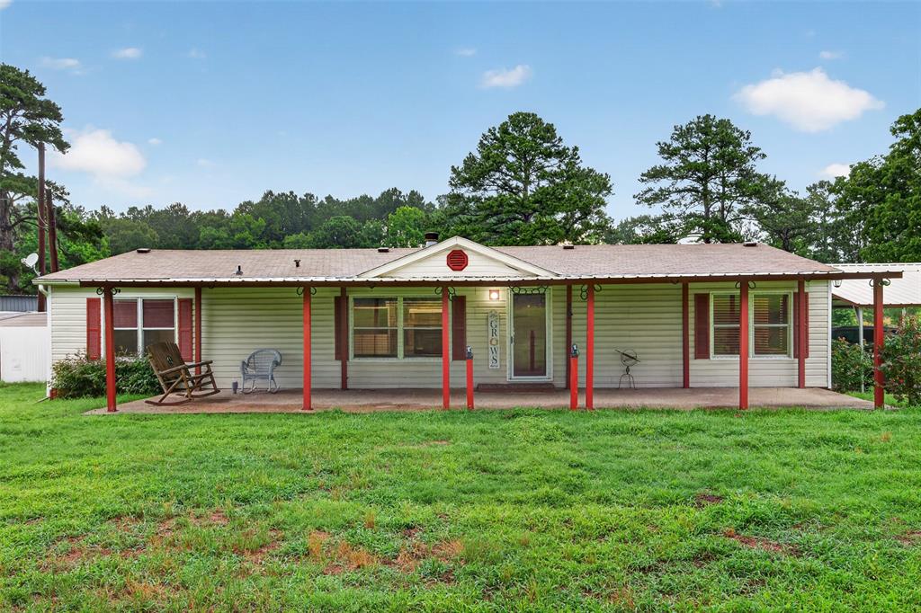 11046 Upper State Line Road Vivian, LA 71082 - Photo 7 of 24