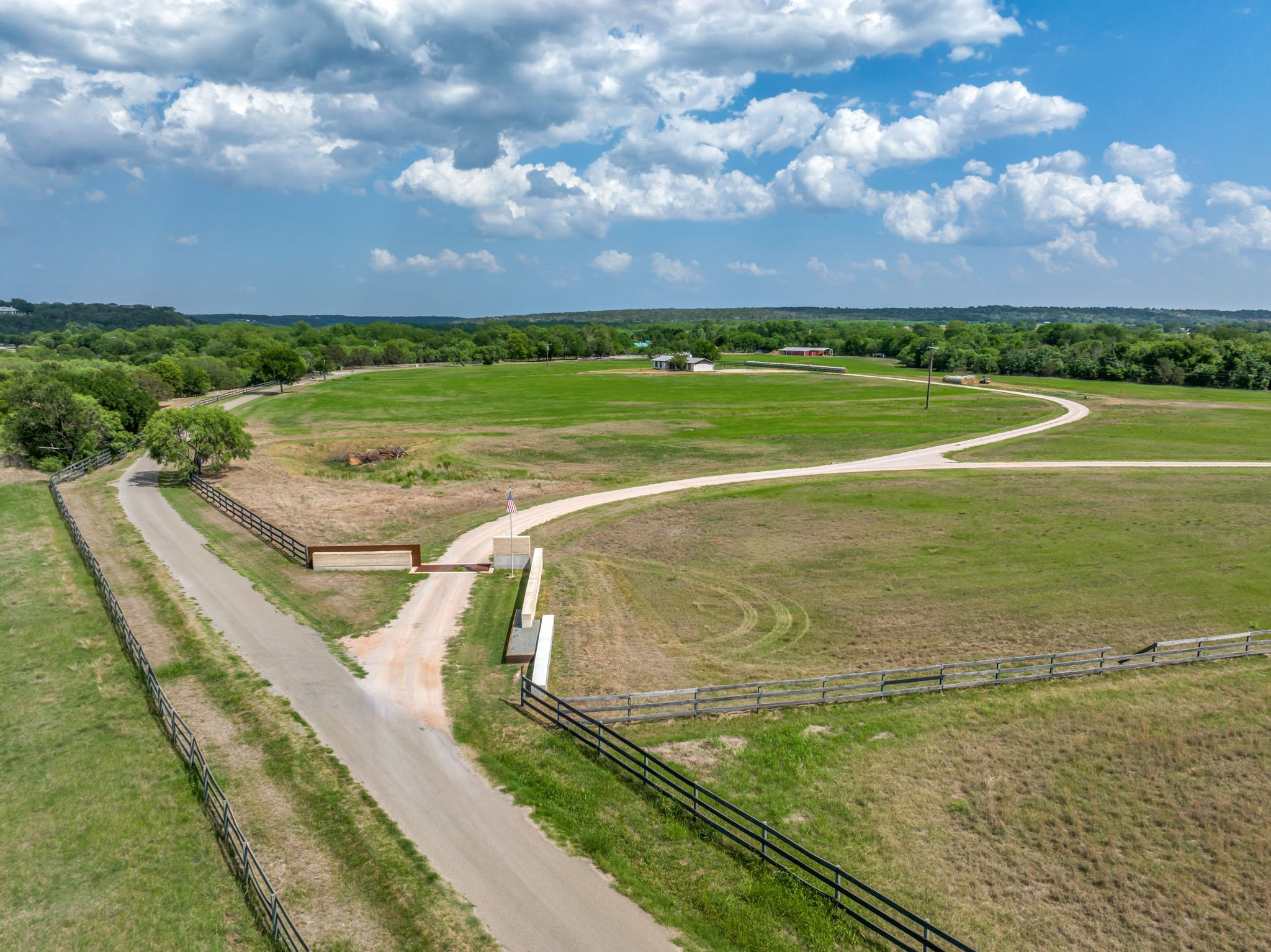 1111 Cimarron Ranch Road Marble Falls, TX 78654 - Photo 5 of 37 Gallery Image 5