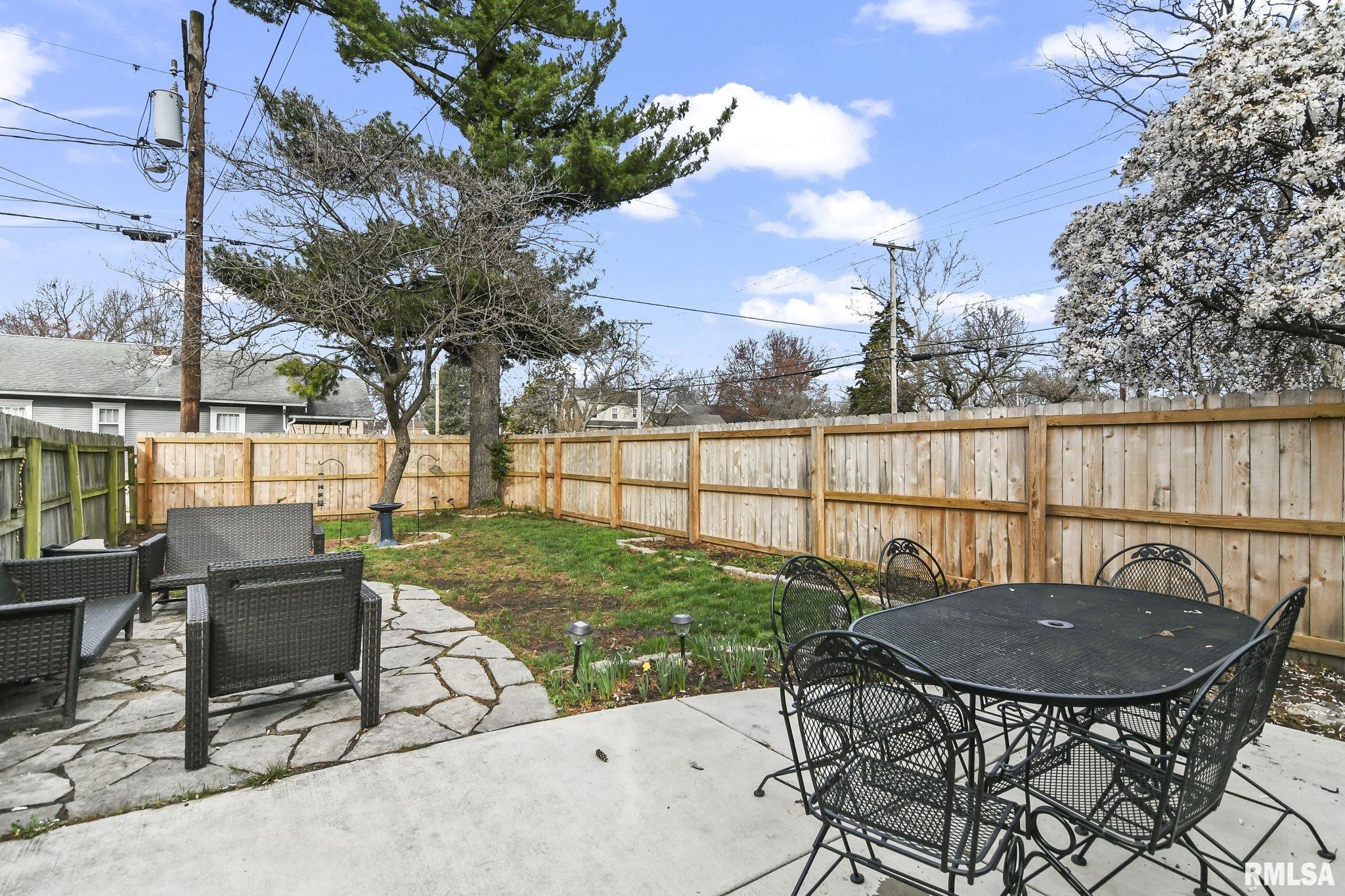 2001 Holmes Avenue Springfield, IL 62704 - Photo 35 of 36