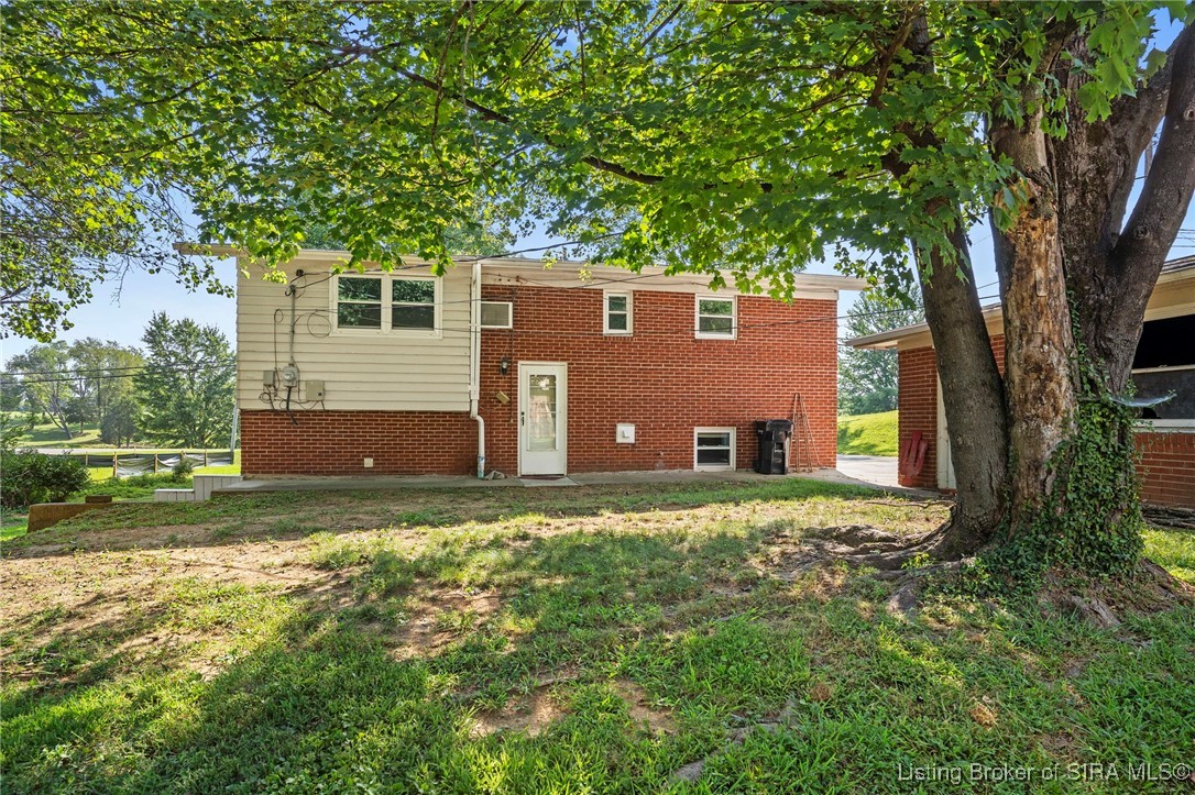 2211 Michigan Road Madison, IN 47250 - Photo 6 of 14