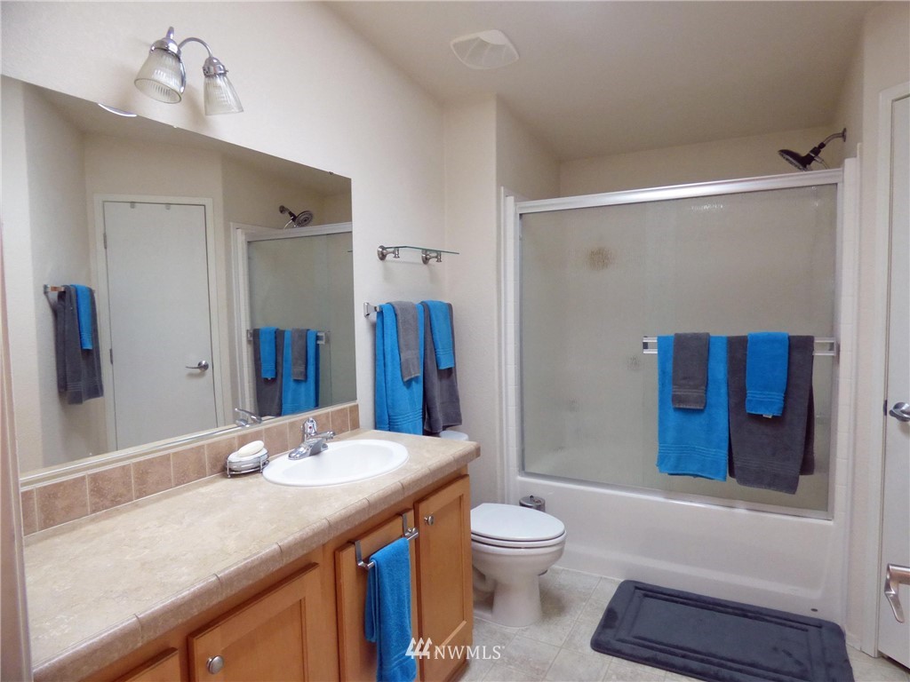 16531 Sargent Road Southwest Rochester, WA 98579 - Photo 8 of 25