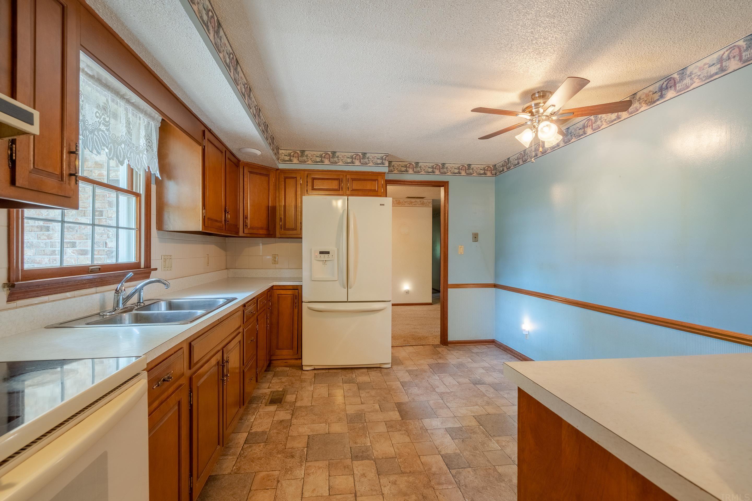 6188 Ferstel Road Newburgh, IN 47630 - Photo 7 of 36 Gallery Image 7