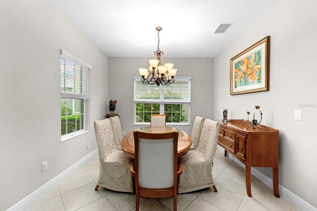 13542 Circa Crossing Drive Lithia, FL 33547 - Photo 15 of 25 Gallery Image 15