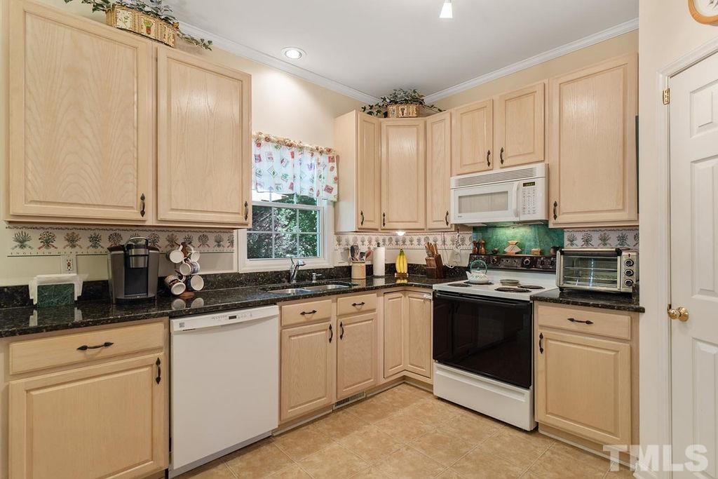 2509 Clerestory Place Raleigh, NC 27615 - Photo 15 of 19 Gallery Image 15