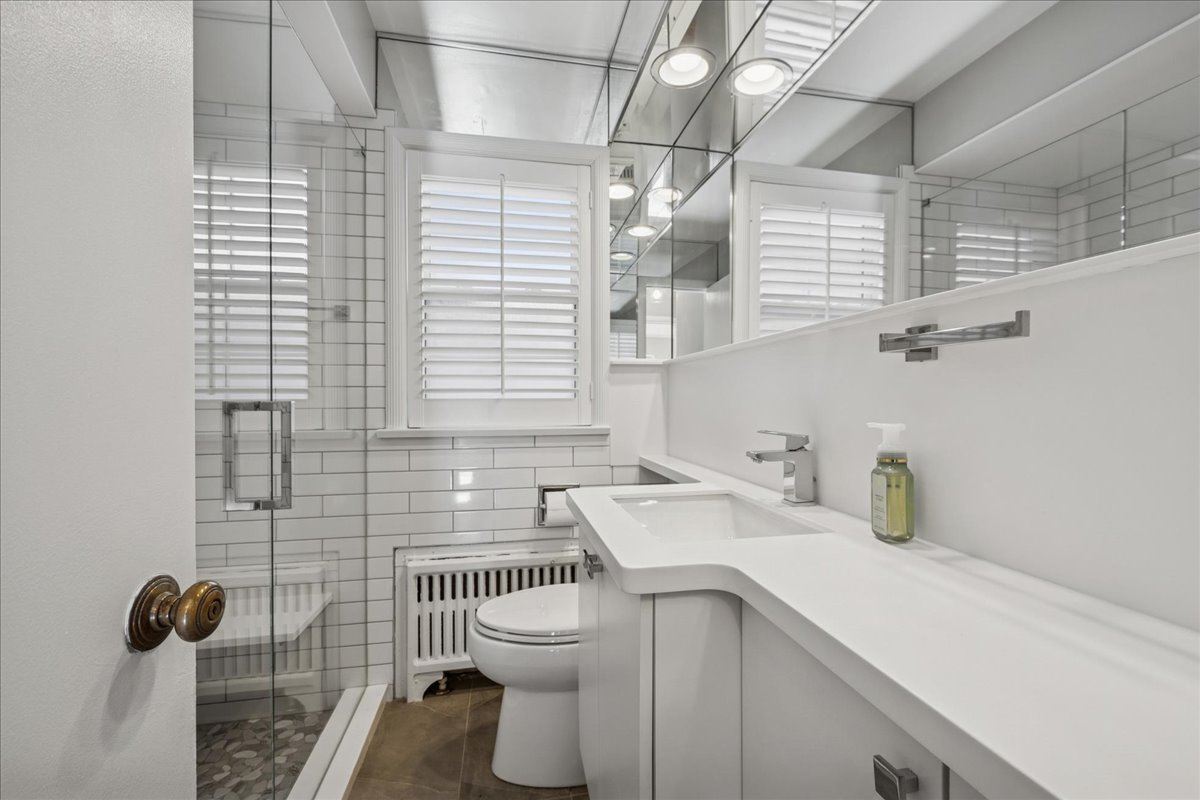 2258 Sherman Avenue, Unit 1 Evanston, IL 60201 - Photo 13 of 20