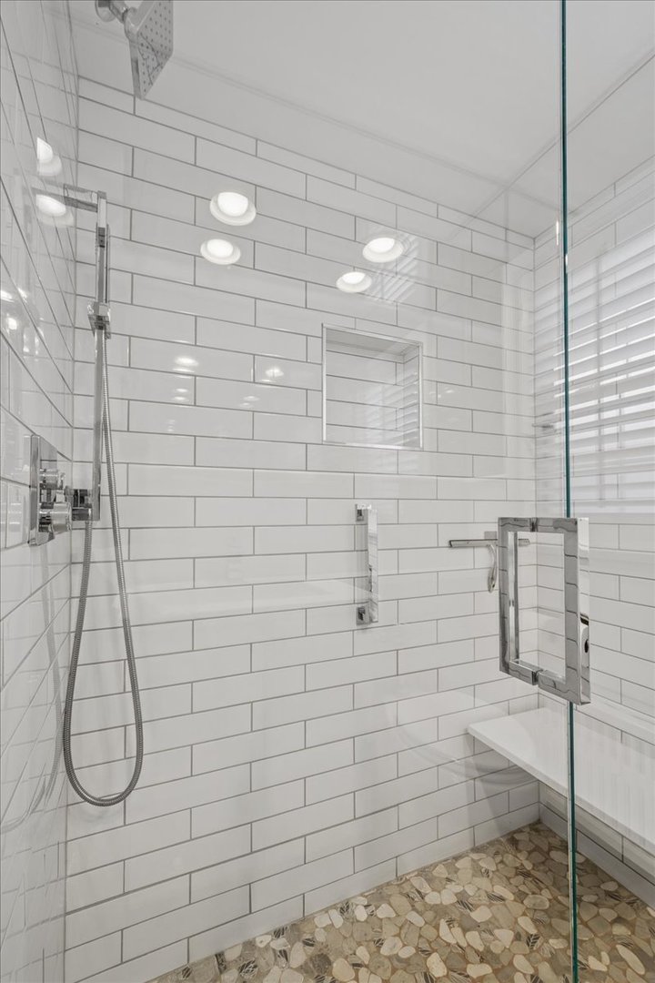 2258 Sherman Avenue, Unit 1 Evanston, IL 60201 - Photo 14 of 20