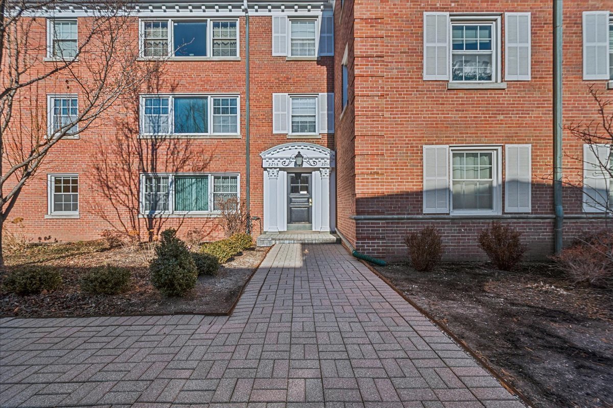 2258 Sherman Avenue, Unit 1 Evanston, IL 60201 - Photo 18 of 20