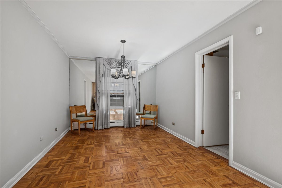 2258 Sherman Avenue, Unit 1 Evanston, IL 60201 - Photo 5 of 20