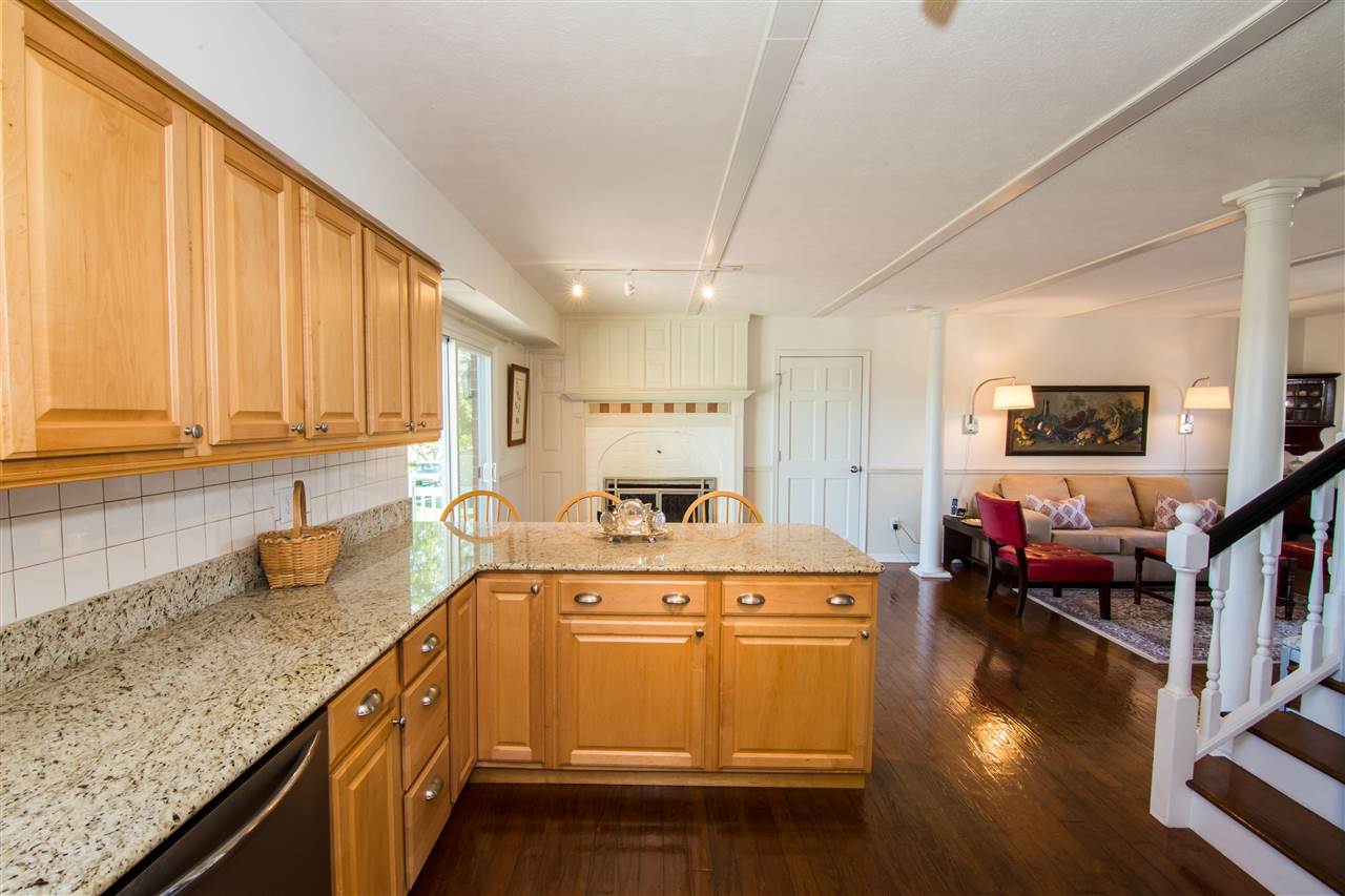 9139 Centerville Road Bridgewater, VA 22812 - Photo 21 of 50 a kitchen with a stove and a white cabinets