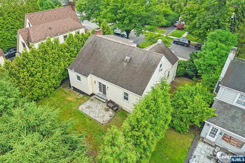 445 Alpine Terrace Ridgewood, NJ 07450 - Photo 25 of 28