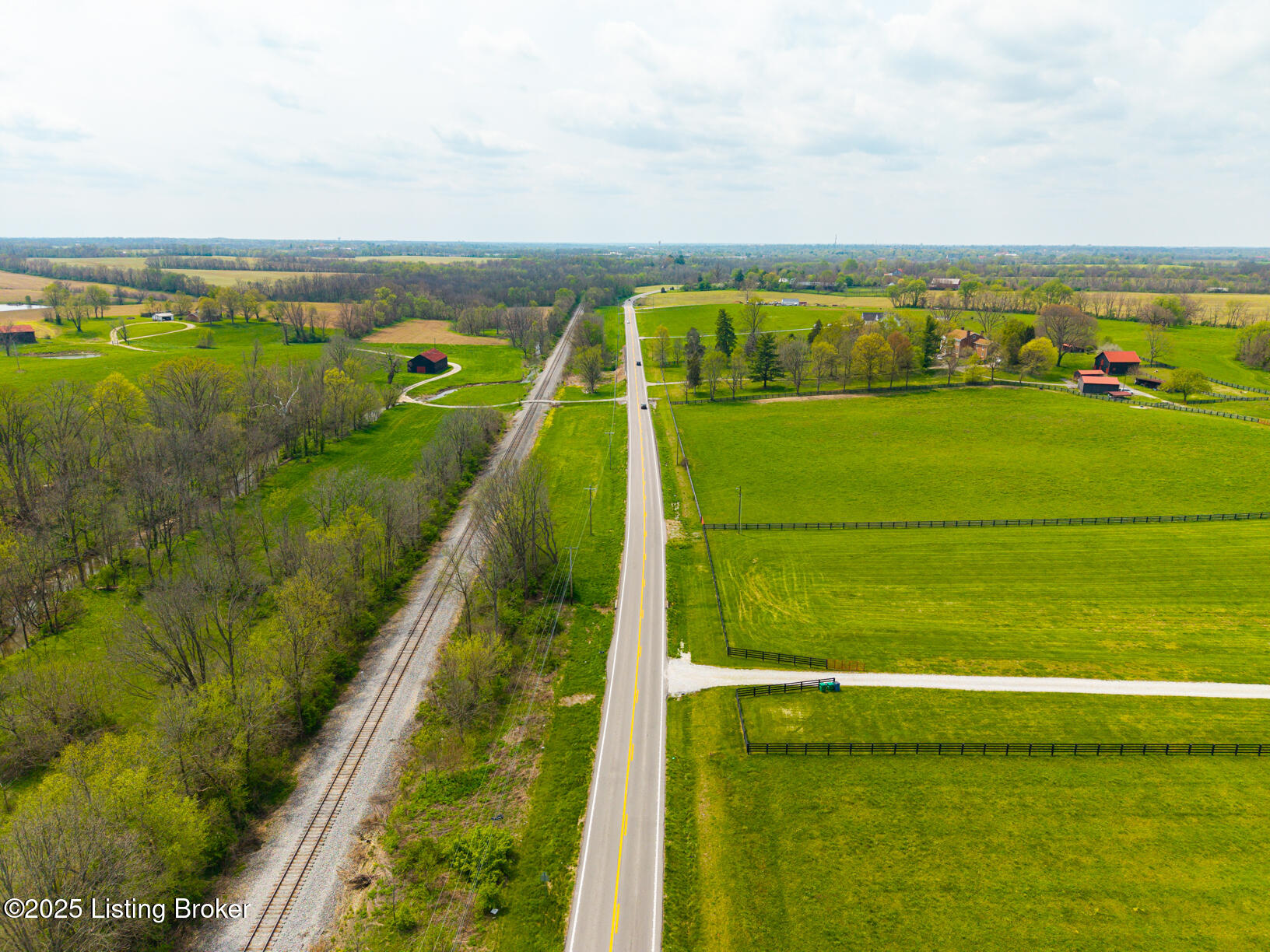 1660 Cropper Road Shelbyville, KY 40065 - Photo 49 of 61 DJI_20250419133948_0346_D