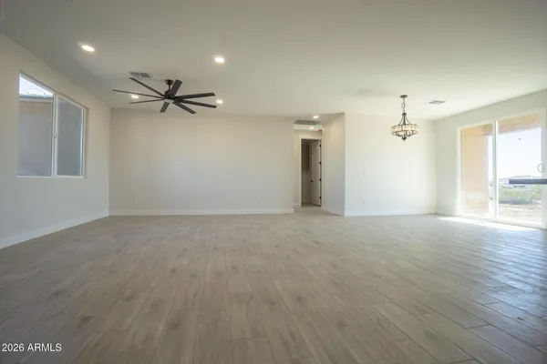 $520,000 | 30530 North 234th Avenue, Wittmann, AZ 85361