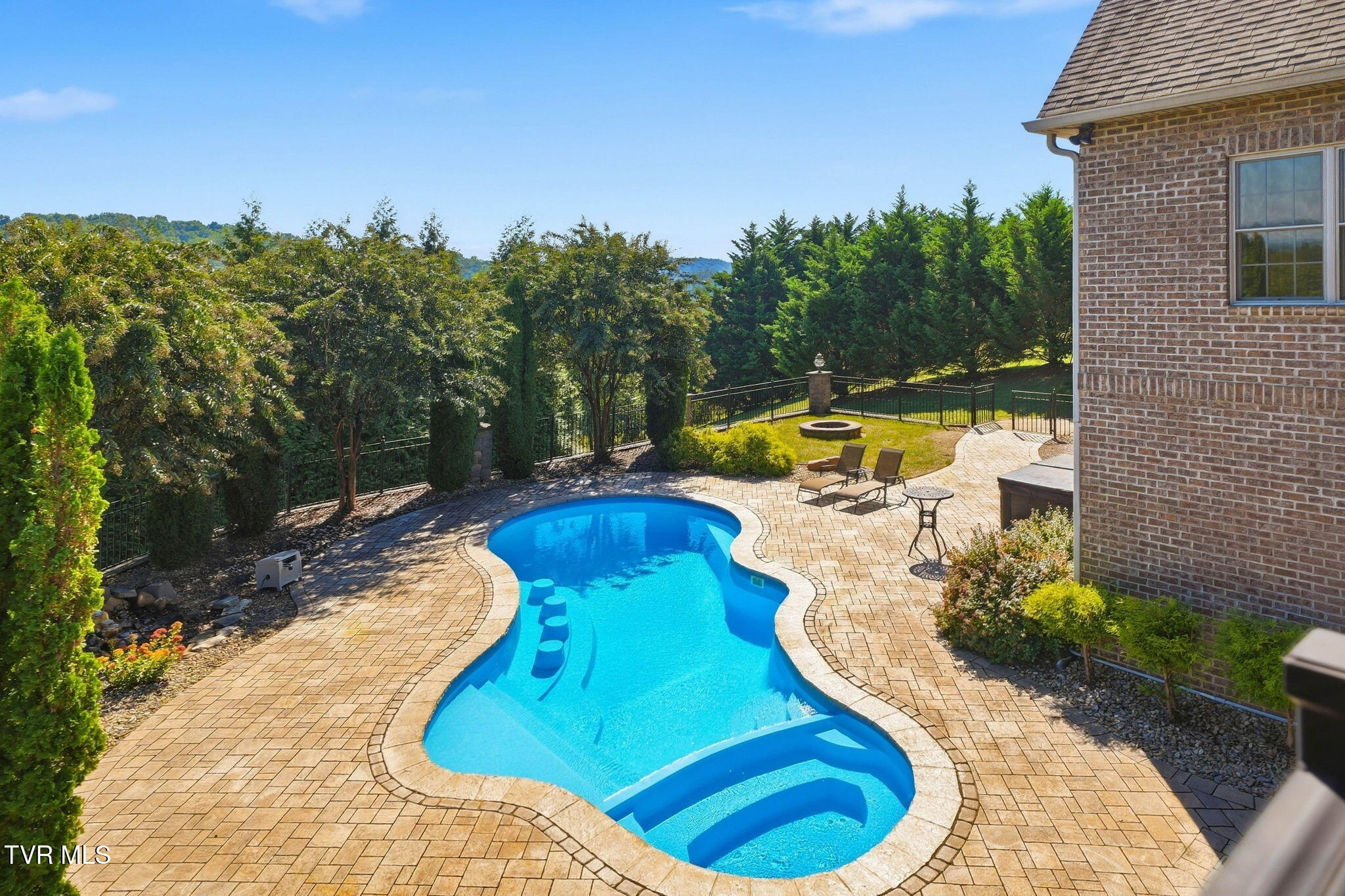 109 Sunset Ridge Court Gray, TN 37615 - Photo 6 of 49 06_beyc6ac6a43bf2426