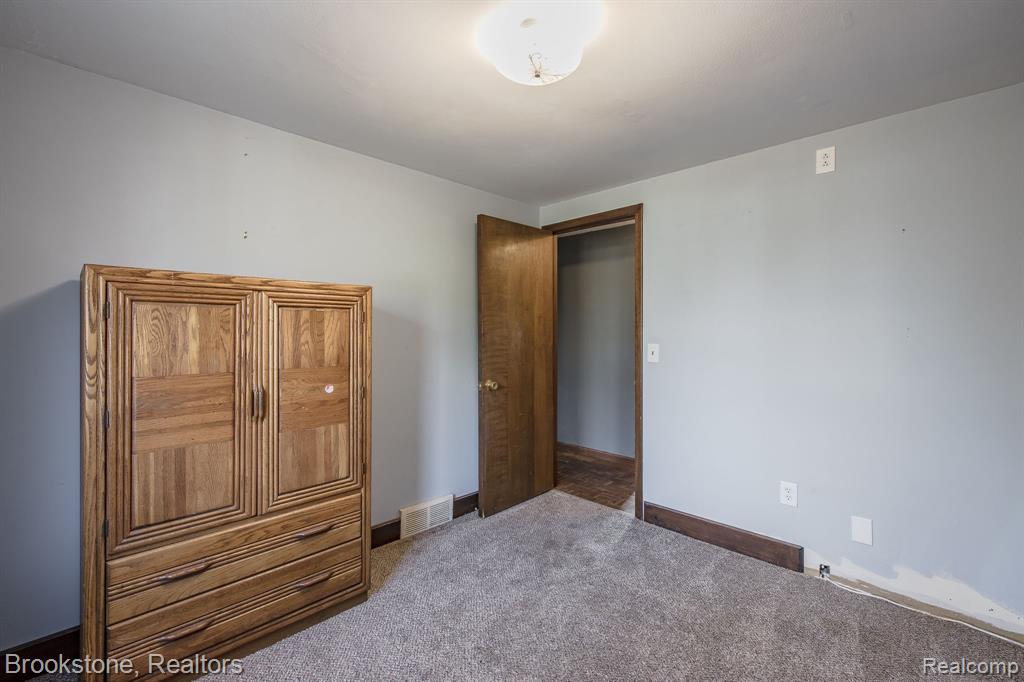 2780 Cherry Road Highland, MI 48356 - Photo 28 of 42