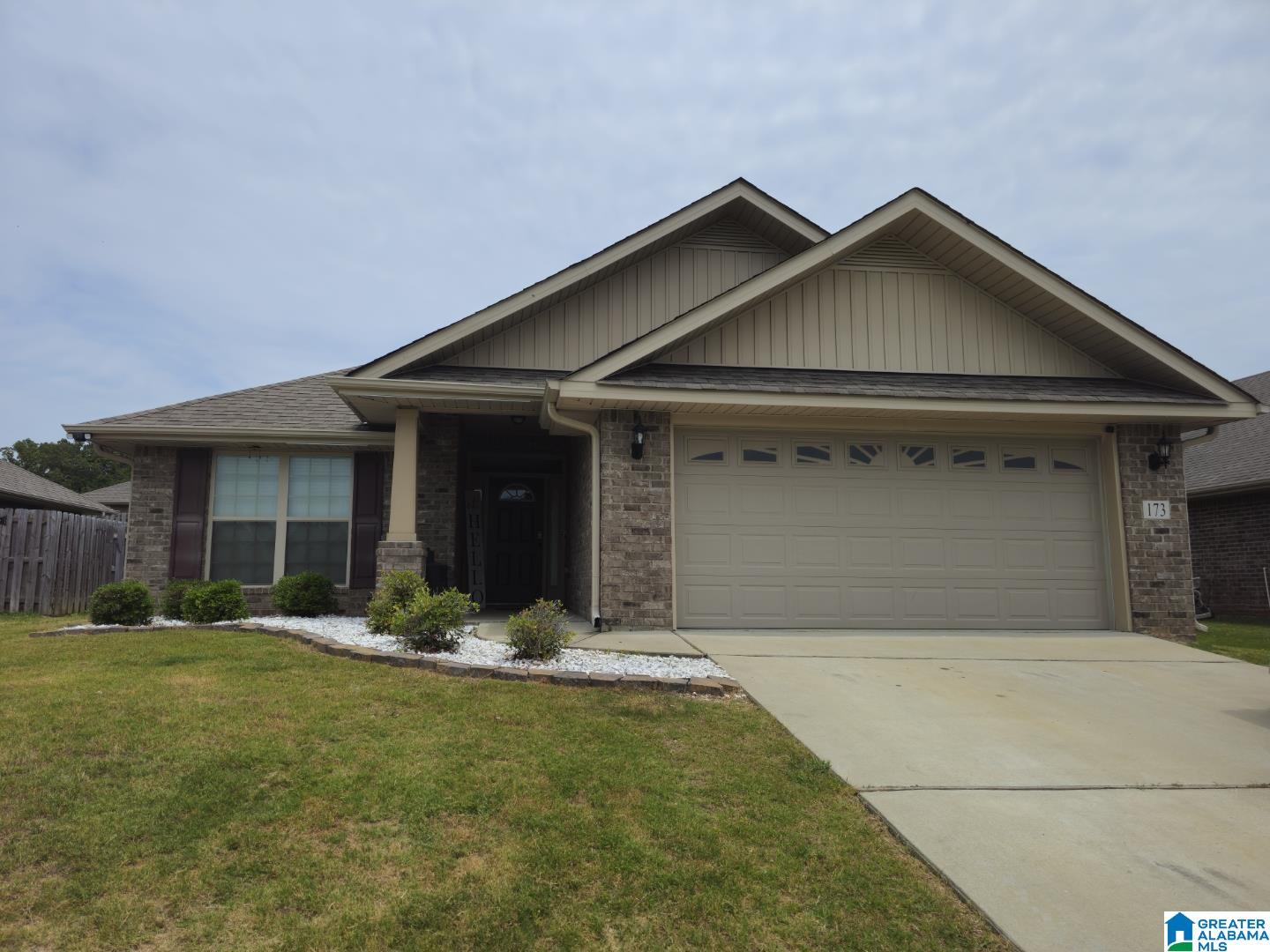 173 Old Ivy Road Calera, AL 35040 - Photo 1 of 12
