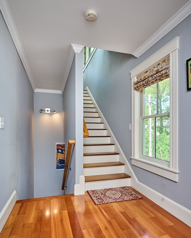 25 Union Street, Unit 2 Northampton, MA 01060 - Photo 19 of 38 a view of an empty room with a window